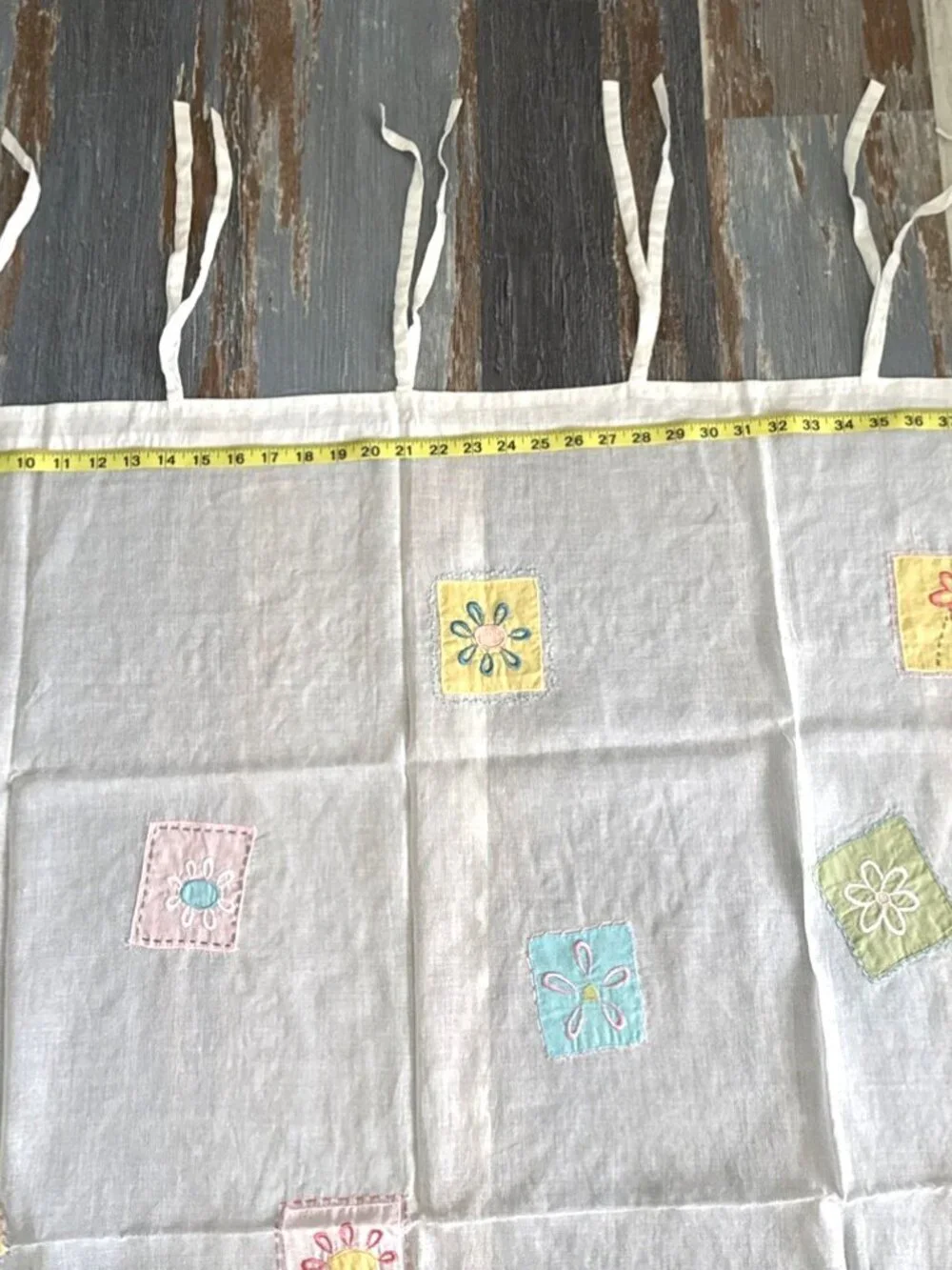 Pottery Barn Kids Sheer Tie Curtain Drape Panel White Pink Patchwork Floral 43